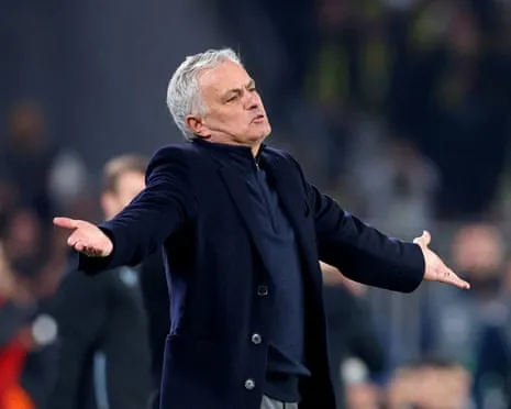 SL Benfica Pursuing Talks to Appoint José Mourinho Post Sacking of Lage