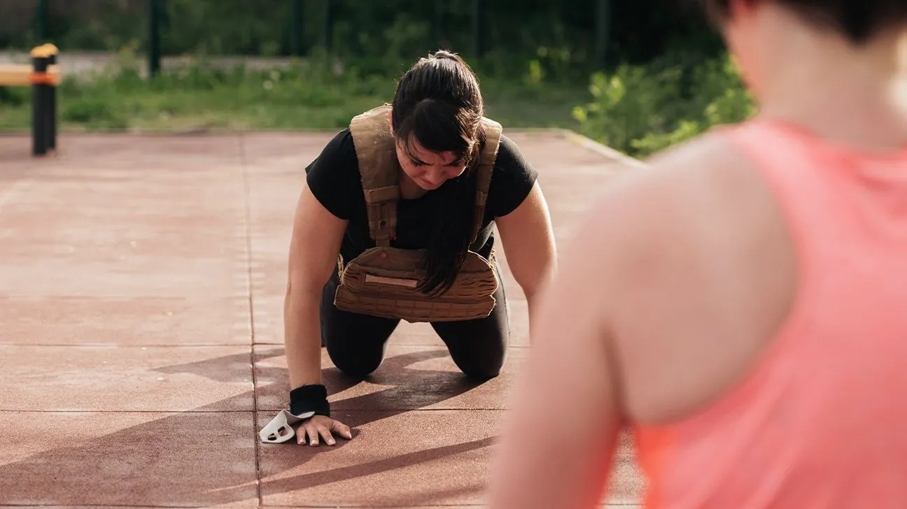 Loaded Vest Training May Boost Fitness, But Weight Loss Outcomes Seem Less Certain