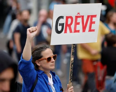 France Preparing for Significant Strike Action Amid Deepening Political Crisis